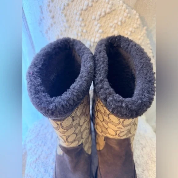 Coach Monogram Shearling Boots sz 11 - Picture 6 of 13
